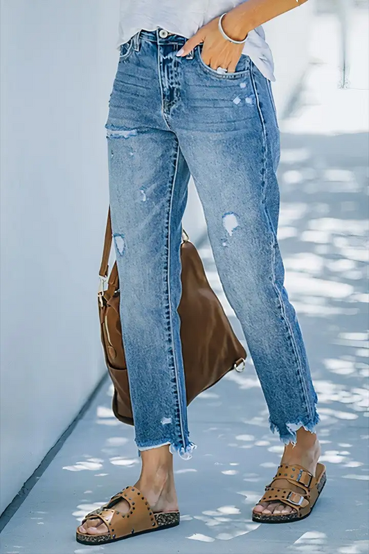 Chique Blauwe High-Waist Gescheurde Jeans: Trendy Streetwear Denim voor Vrouwen